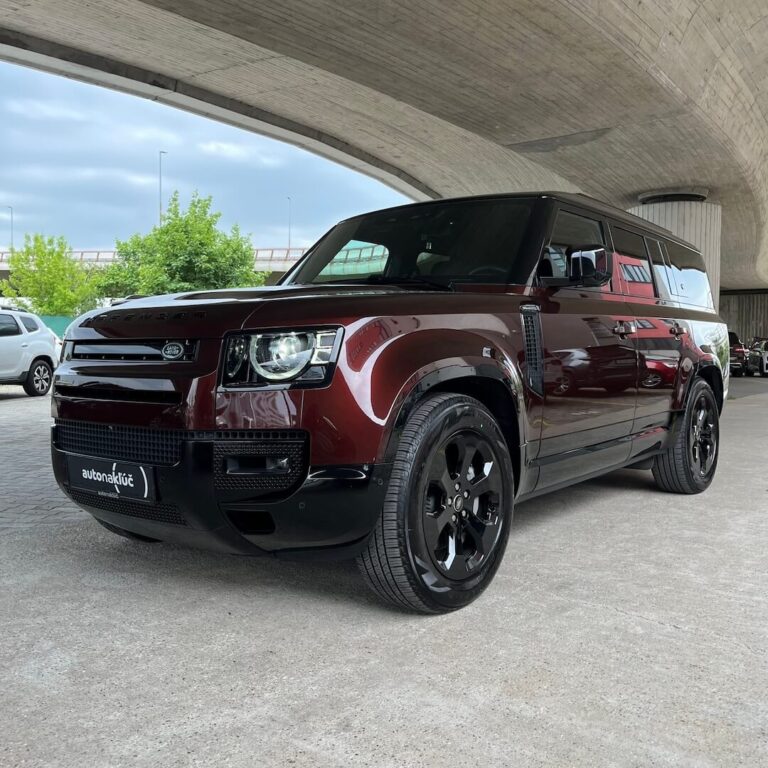 LAND ROVER DEFENDER 130 X-DYNAMIC HSE